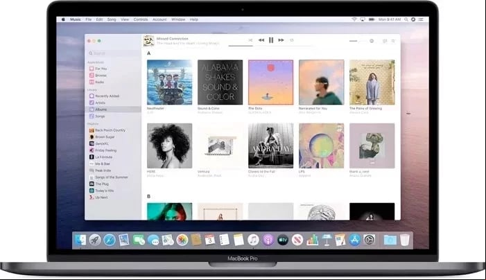 Escritorio de macOS Catalina 10.15.4 (19E266)